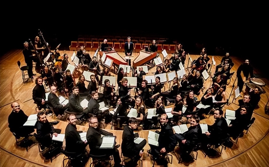 绿树成荫演唱分析,绿树成荫歌曲背景介绍