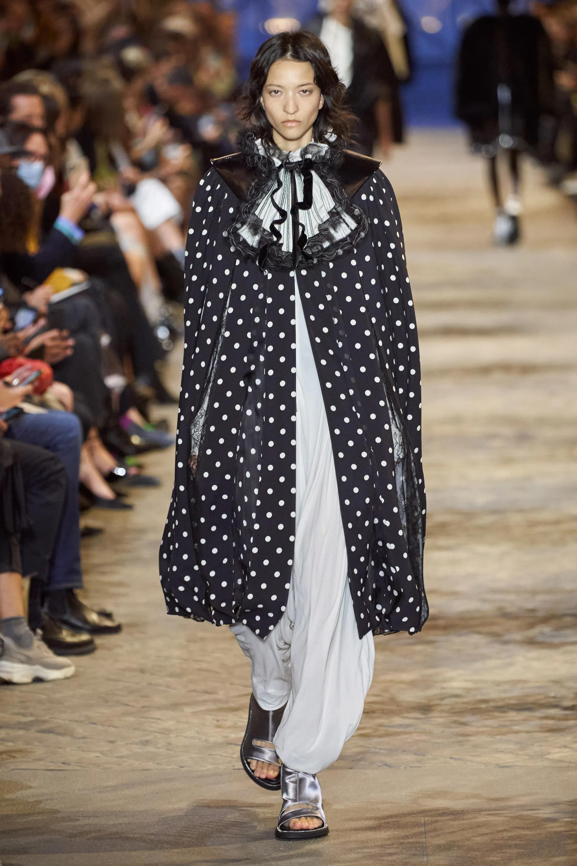 路易威登louisvuitton棕色棋盘,路易威登lvlouisvuitton2021春夏