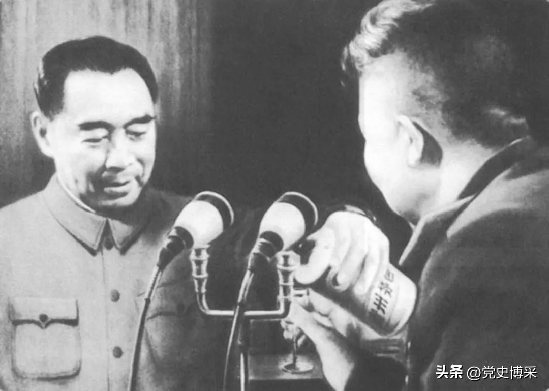 王平：担任大军区政委时间最长的开国上将，深受毛主席喜爱并为其改名，“*革文**”中敢于和*青江**唱对台戏