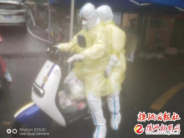 战疫一线志愿服务释放大能量,战疫进行时城西街道志愿者展风采