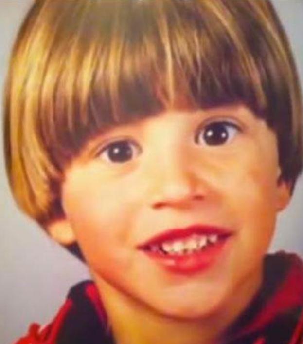 足球球星小时候与长大后对比,各足球明星的小时候