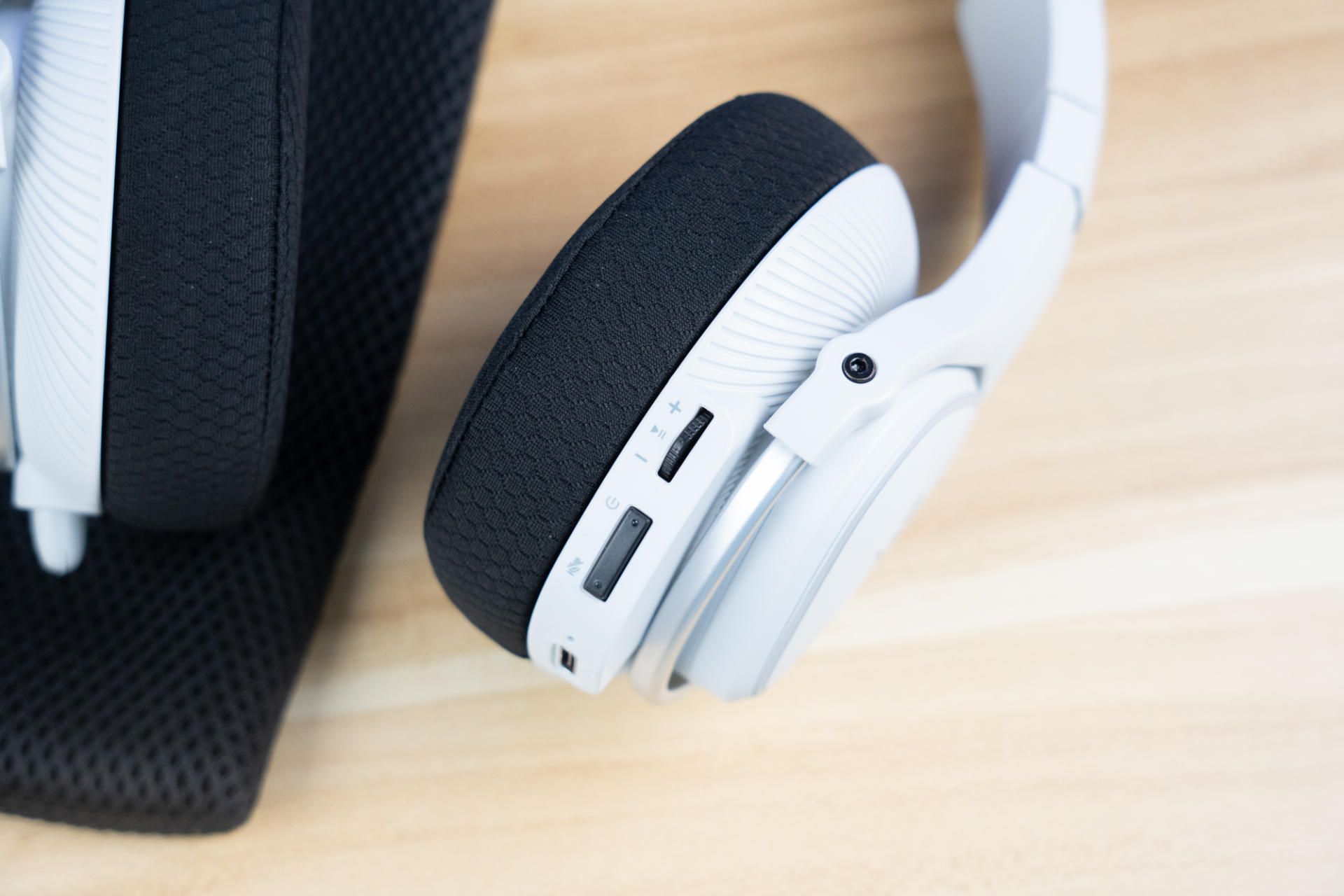 双飞燕mr710耳机怎么设置,双飞燕血手幽灵耳机mr710开箱