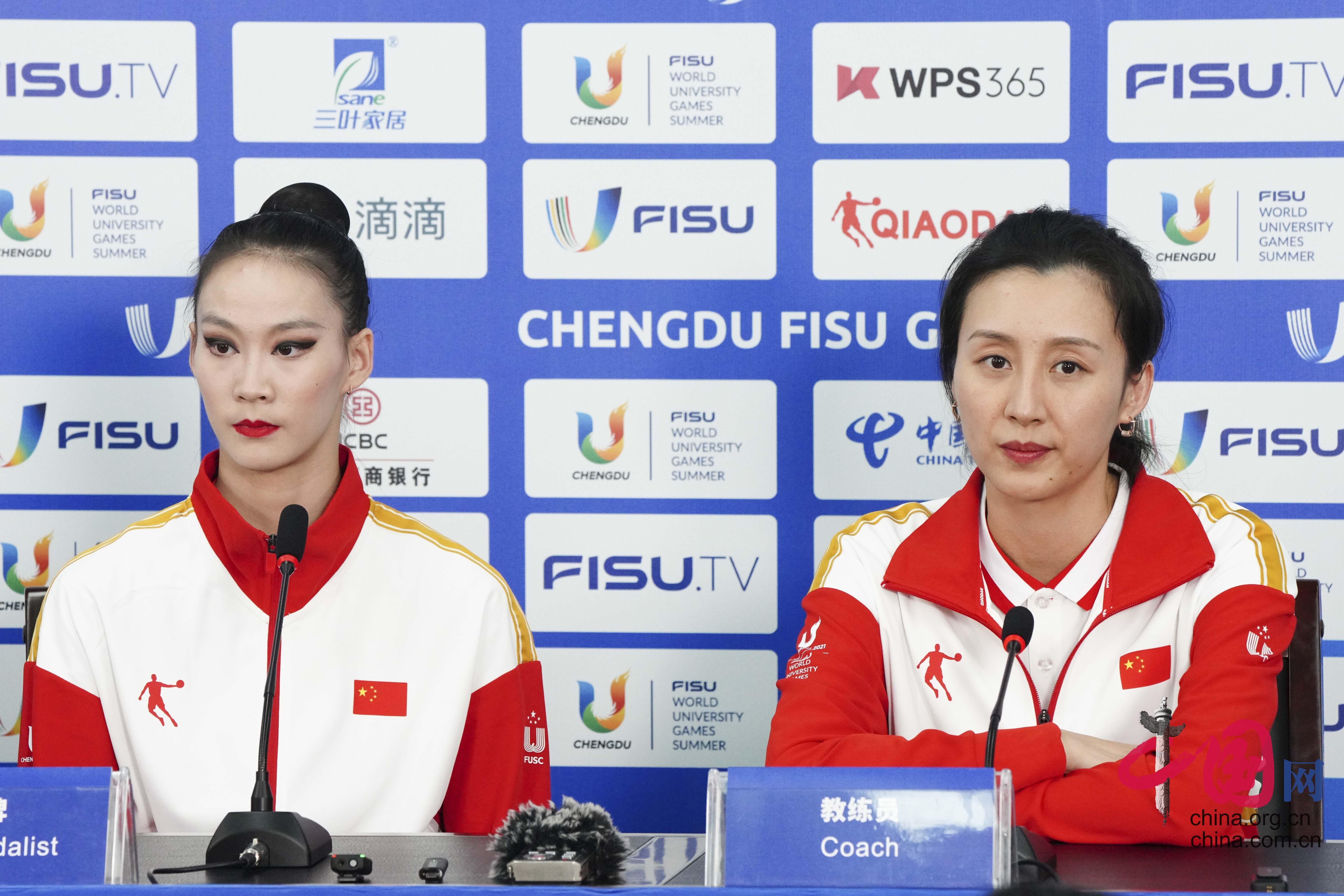 【青春主场】艺术体操集体全能项目中国队夺金：感谢成都人民”