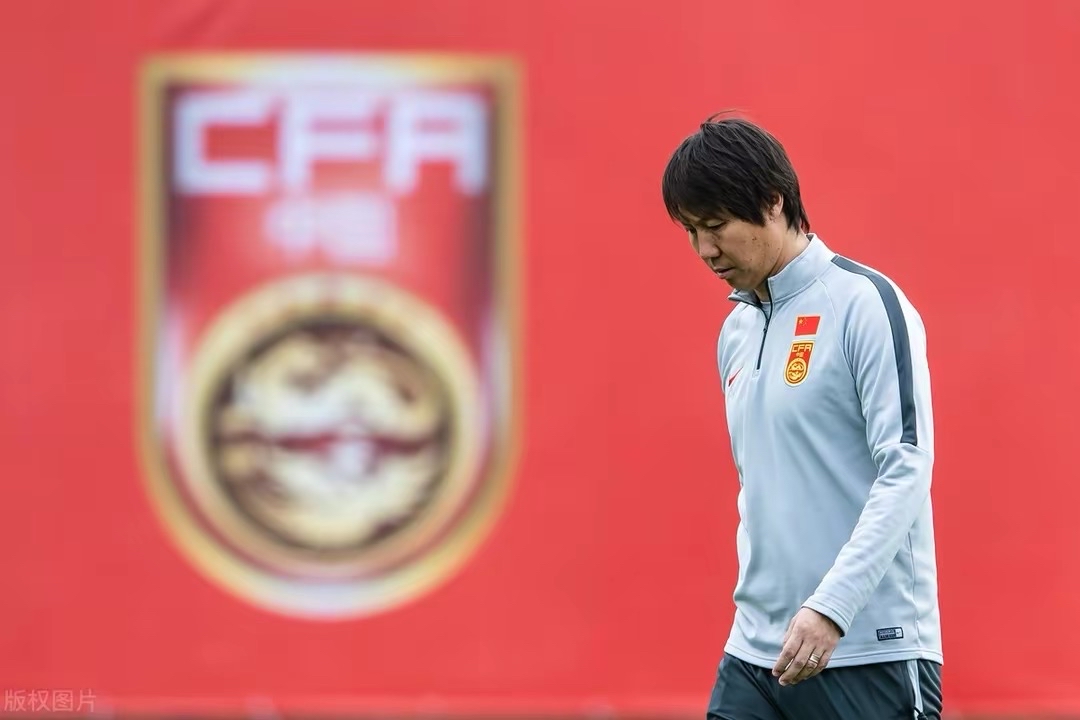 李铁再被爆猛料,如何敛财细节曝光,数亿存款只是冰山一角