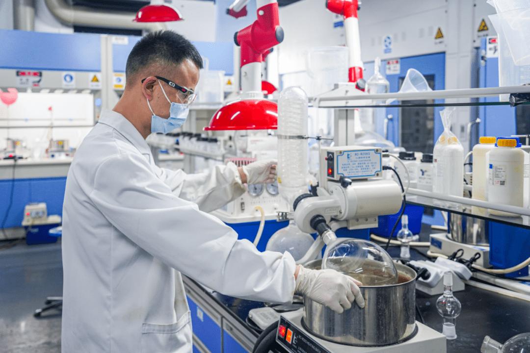 从吸收系数提取态密度参数并分析半导体和薄膜材料的态密度