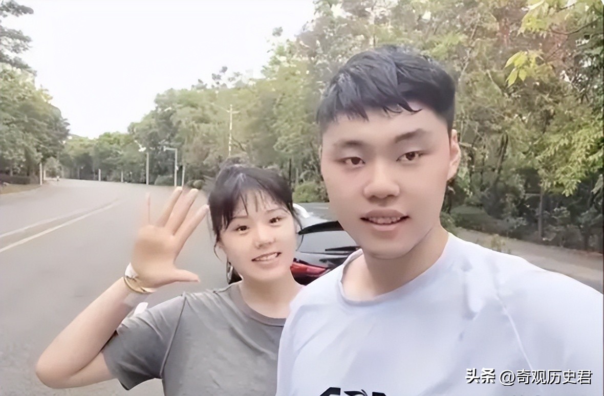 女篮队员李月汝身高简介,中国女篮大中锋李月汝今何在