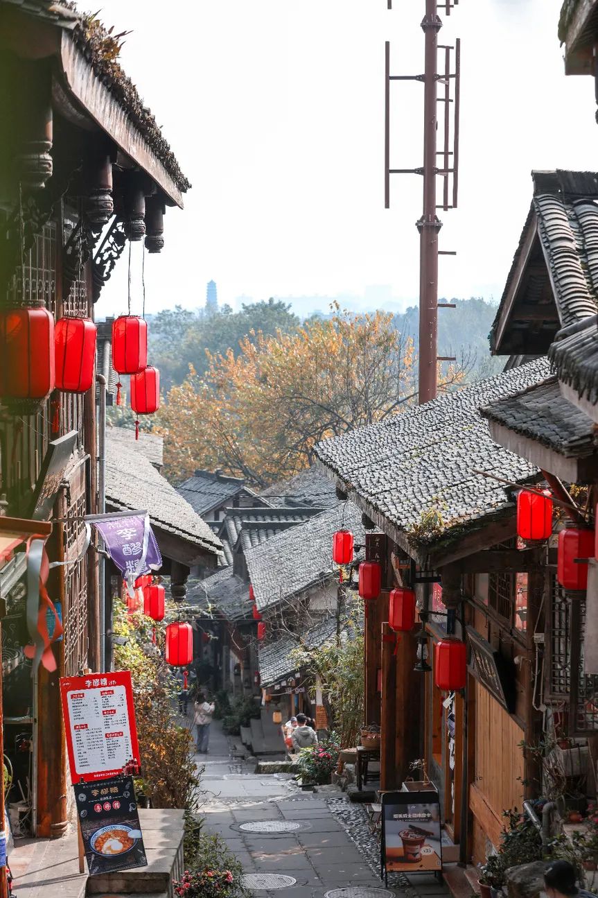 超安逸！水灵妹带你打卡都江堰6条烟火气十足的老街，告别喧嚣和浮躁，邂逅静美冬日~