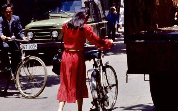 纳粹德国屠杀犹太女人,变态纳粹