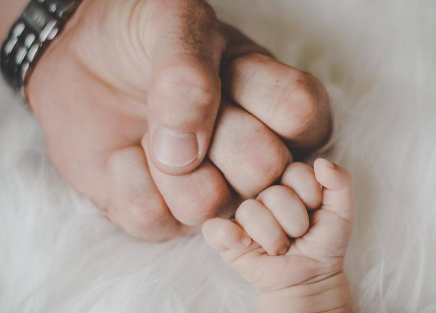 一个单身女青年的疑问,一位单身女性的疑惑