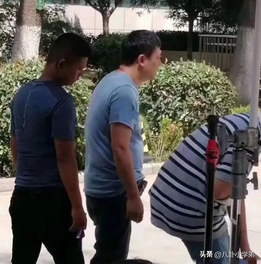 谢霆锋的手，黄晓明的脚，赵丽颖的血栓，让多少“流量明星”脸红