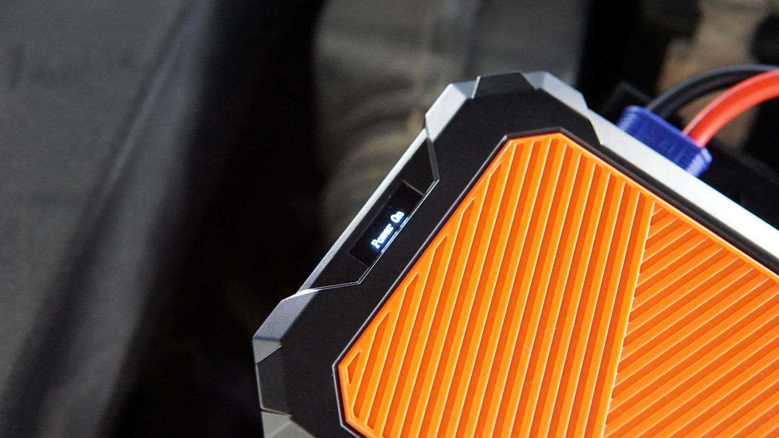 汽车启动应急电源瞬间没电了,汽车应急启动电源24v无法工作