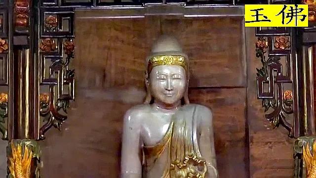 峨眉山金顶华藏寺完整讲解,峨眉山金顶华藏寺里面供奉谁