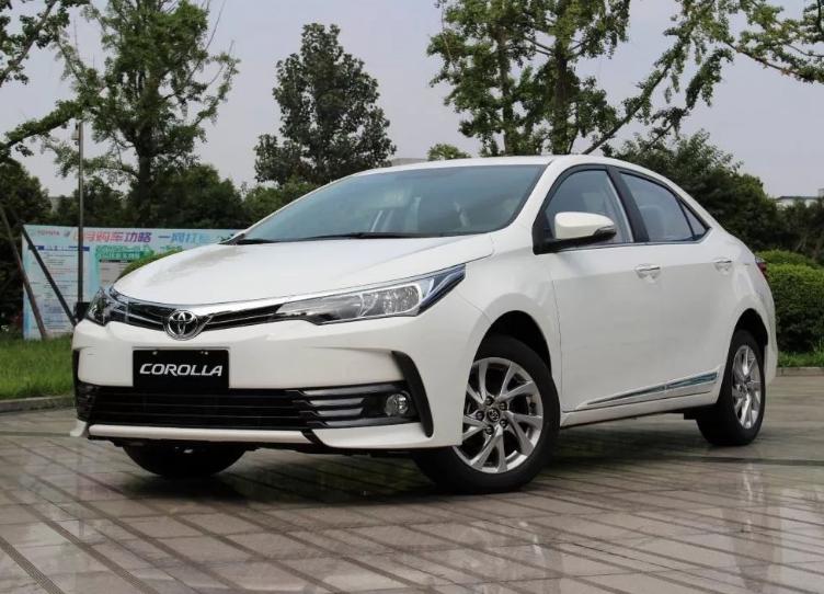 开了两年卡罗拉换奔驰值吗,2019款卡罗拉和速腾评测