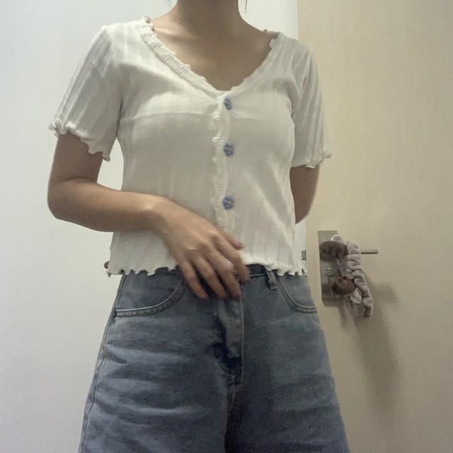 拉夏贝尔时尚品牌,拉夏贝尔破产为什么网上还有卖