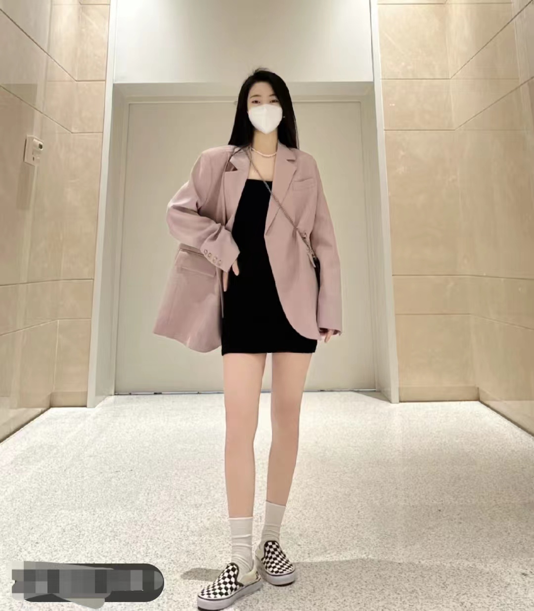 西装外套怎么搭配裙子好看气质,西装外套怎么搭配长裙子冬季