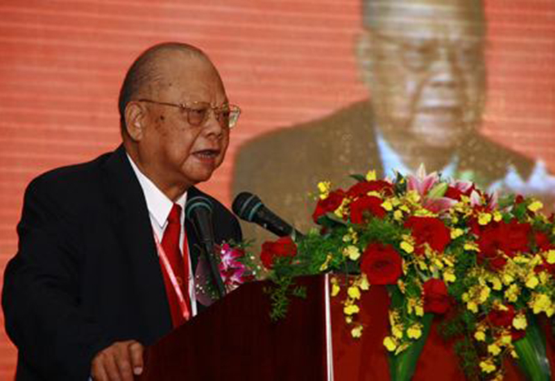 曾宪梓金利来领带创始人,金利来曾宪梓慈善