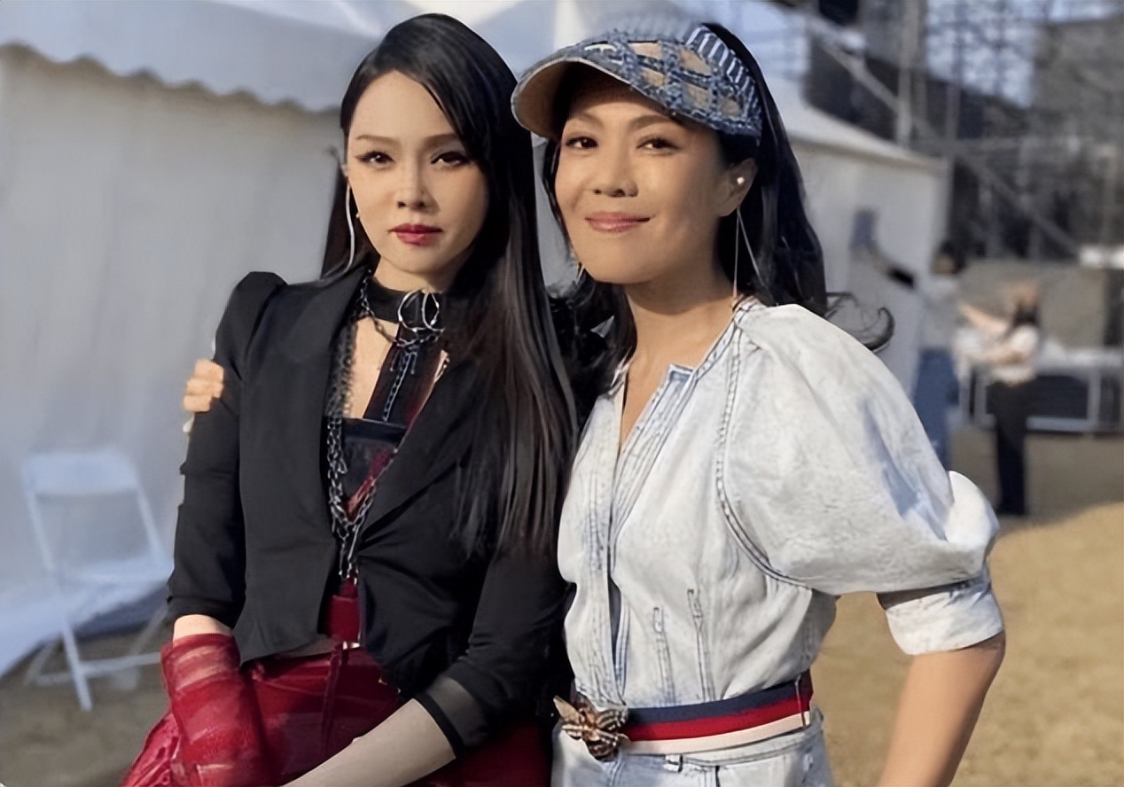 娱乐圈里的闺蜜情到底有多假,娱乐圈真正的五对闺蜜盘点