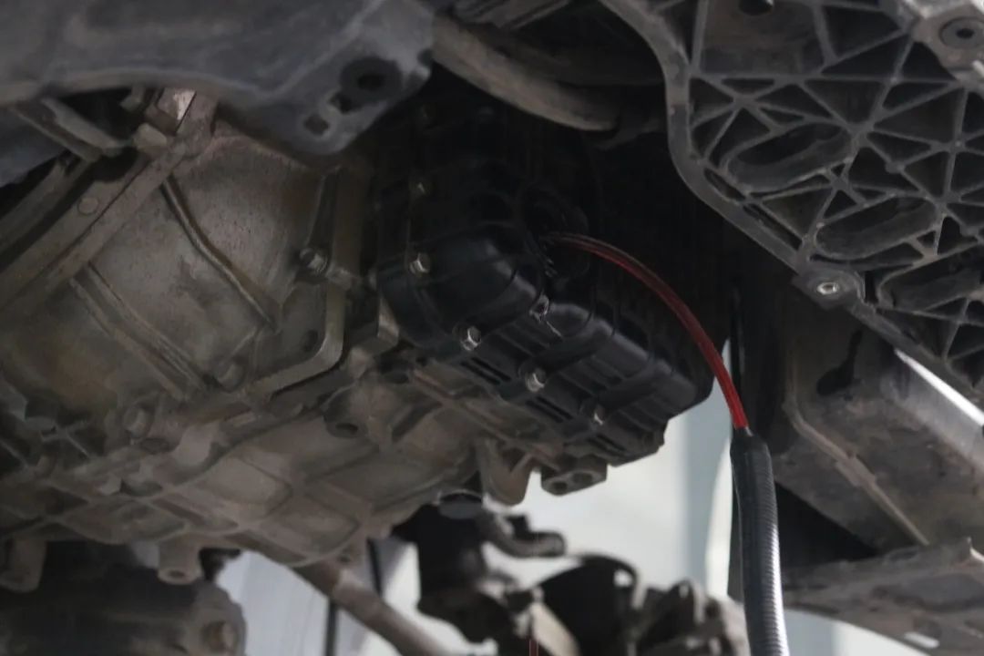 老款起亚k3拆车,起亚k3翻新视频