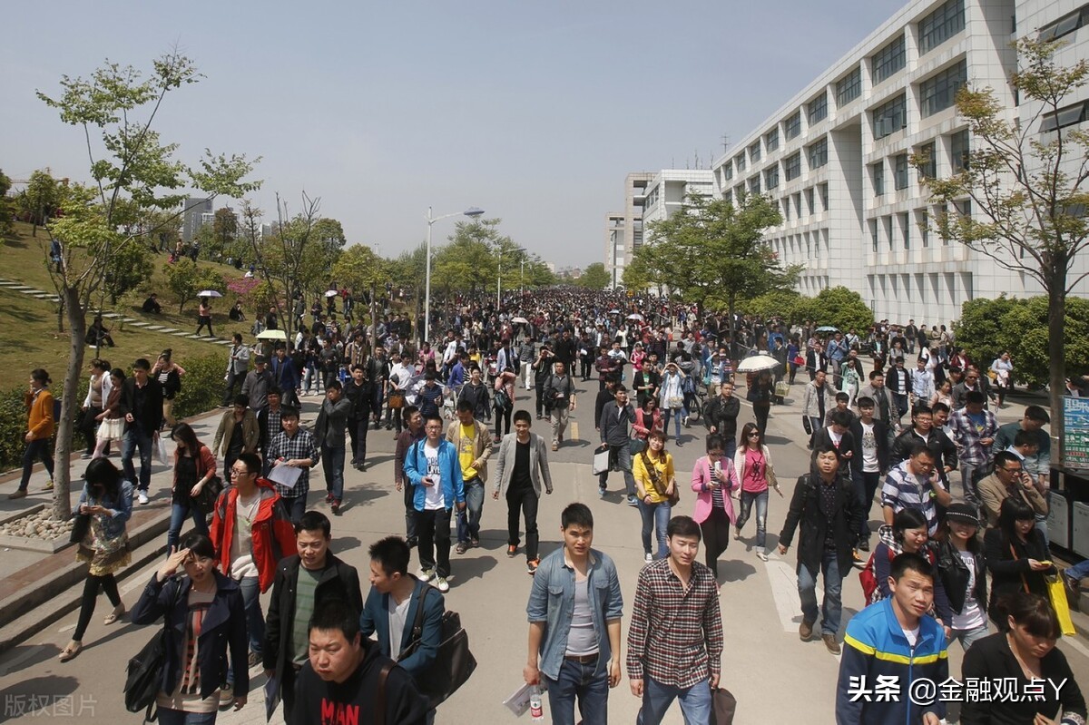 如何劝女儿在银行安心工作？我是这样做的