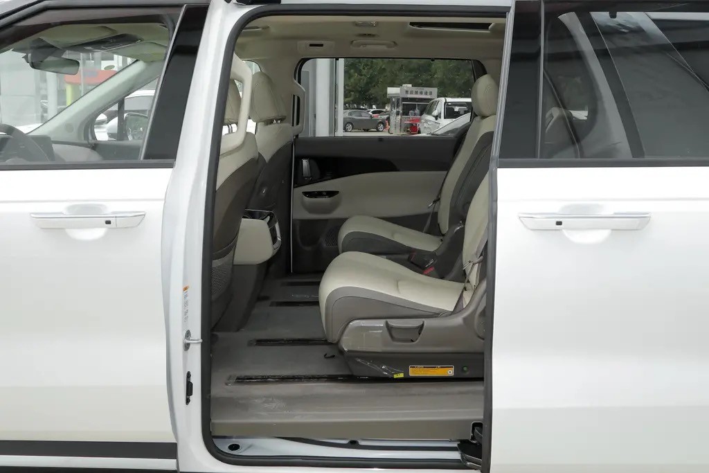 国产新一代起亚嘉华实车首次曝光,试驾起亚嘉华顶配版