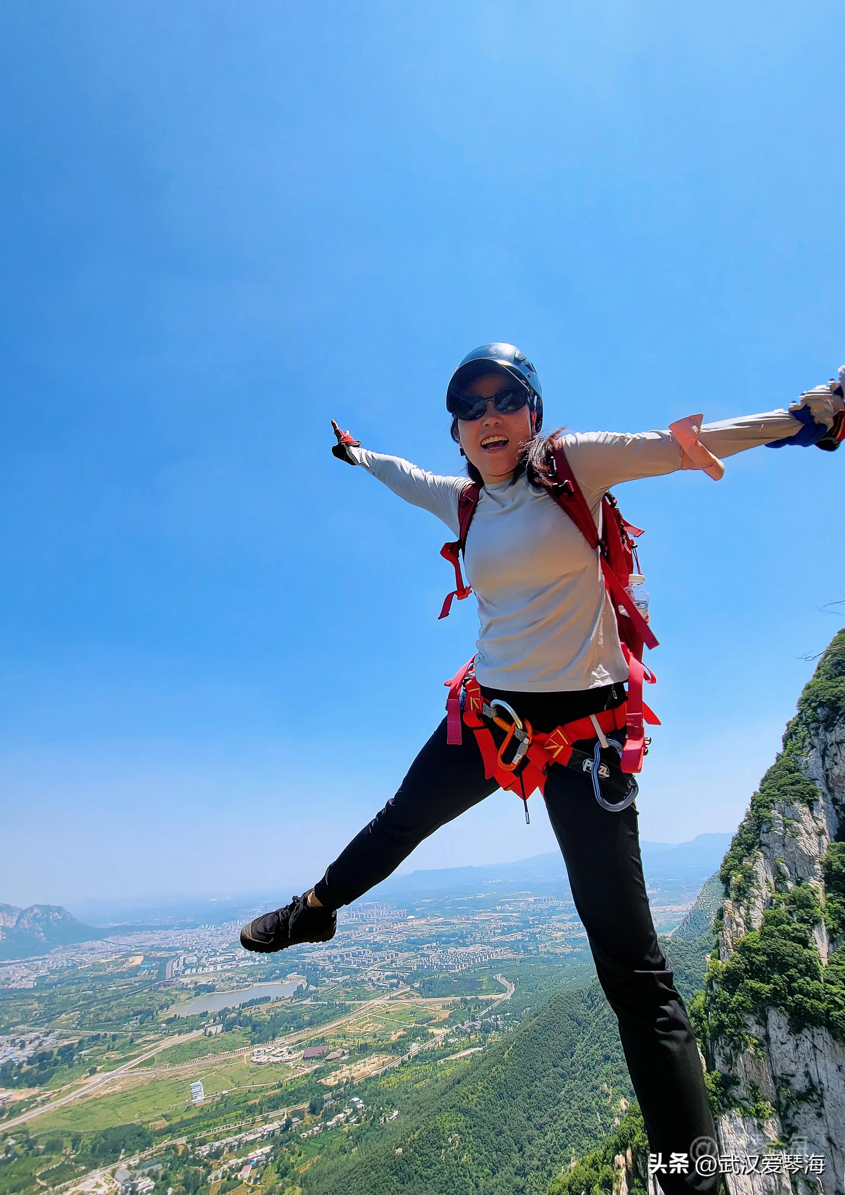 嵩山鱼道鱼脊线全景,嵩山虎头崖攀爬