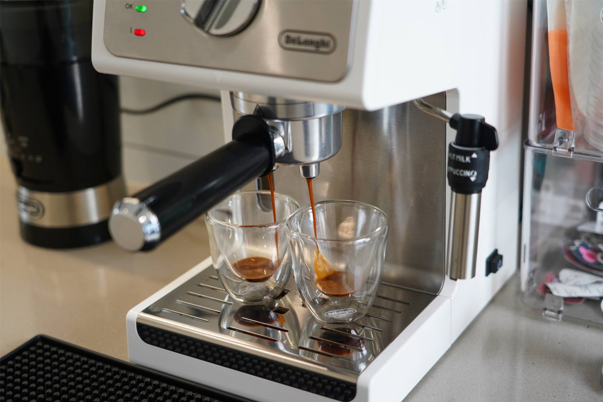 德龙1000以下咖啡机,家用德龙2000元左右的咖啡机