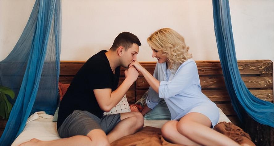 31宀佸コ瀛愯８姝绘ゼ椤舵鎬庝箞鏍蜂簡,40宀佸コ瀛愯８姝绘ゼ椤舵杩涘睍