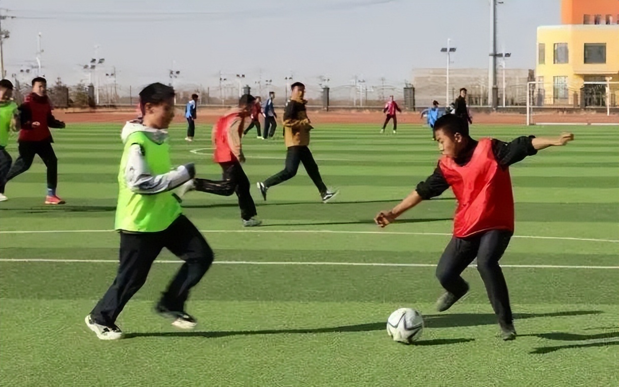 四子王旗宽高实验学校足球,校长杯校园足球联赛开幕仪式