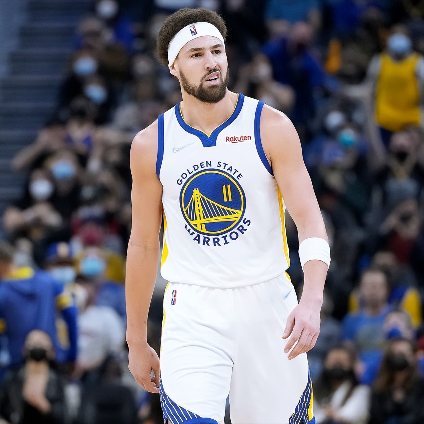 克莱汤普森做客伊巴卡,克莱汤普森拉文交易