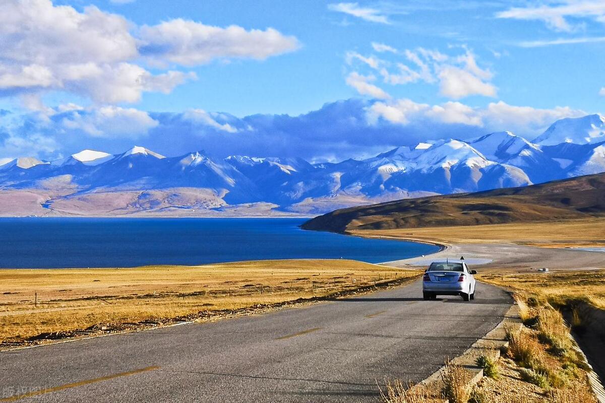 身边那些有特点的人三年级写作,身边那些有特点的人三年级作文