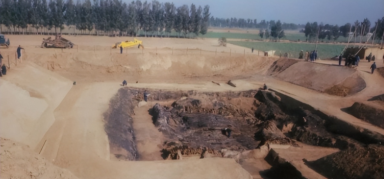 1972年到1974年发现的什么墓,1972年到1974年挖掘的墓