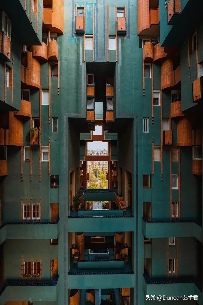 西班牙海边的纪念碑谷,西班牙海岸纪念碑谷