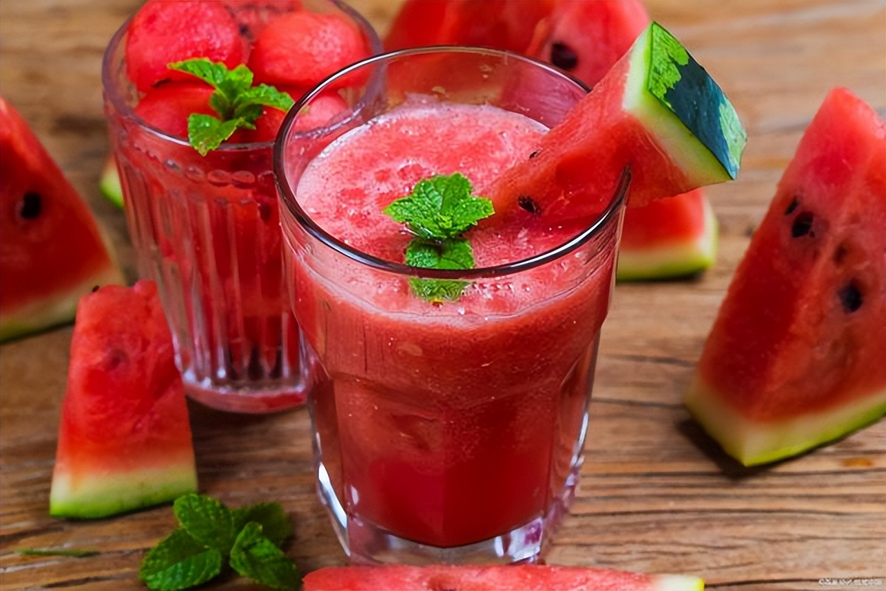 热吃什么水果解暑最好,1月份到12月份吃的应季水果