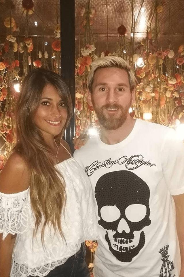 梅西与安东内拉步入婚姻殿堂,梅西承认和安东内拉的爱情