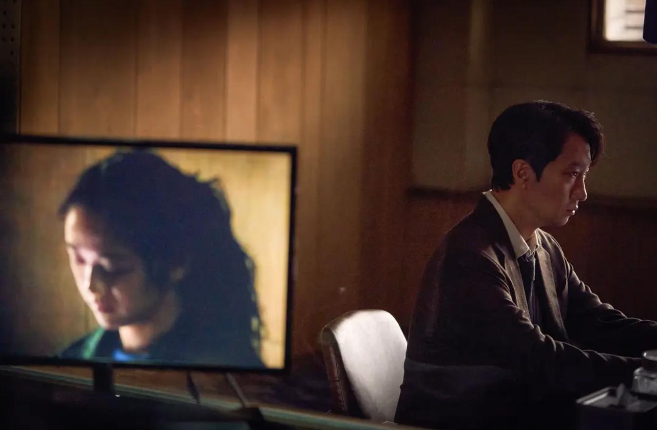 再现《色戒》风韵？韩国“尺度最小”的禁忌题材，汤唯这次又火了