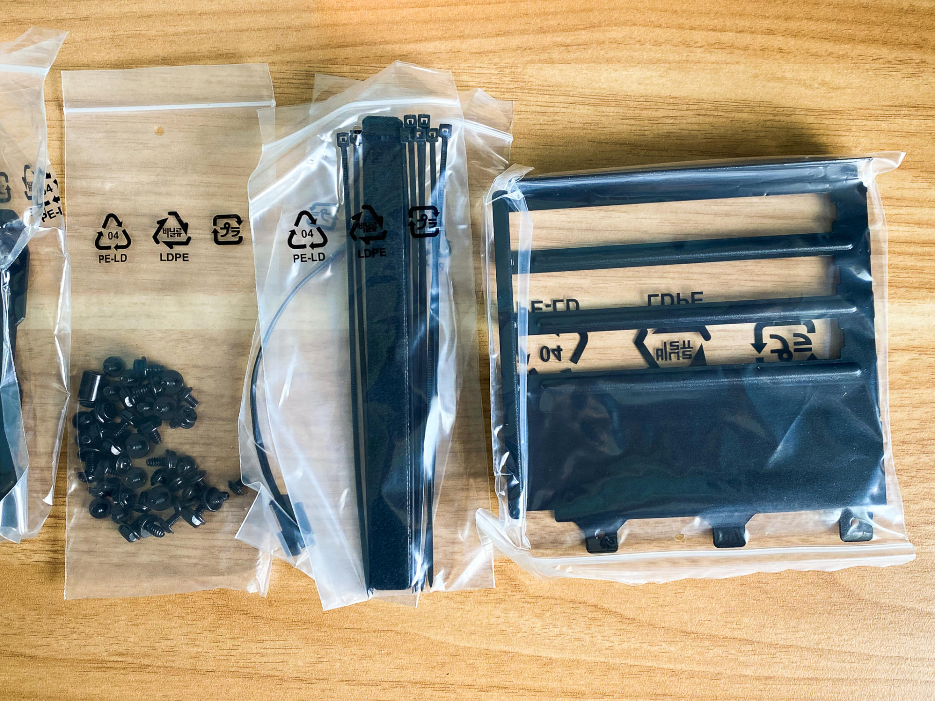 华硕tuf502机箱竖装教程,华硕tuf501机箱风道