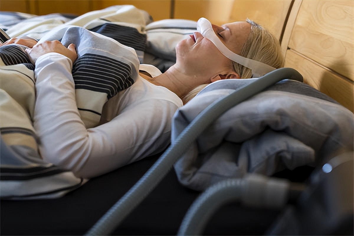 怎样更换瑞迈特呼吸机过滤棉,鱼跃呼吸机过滤棉更换