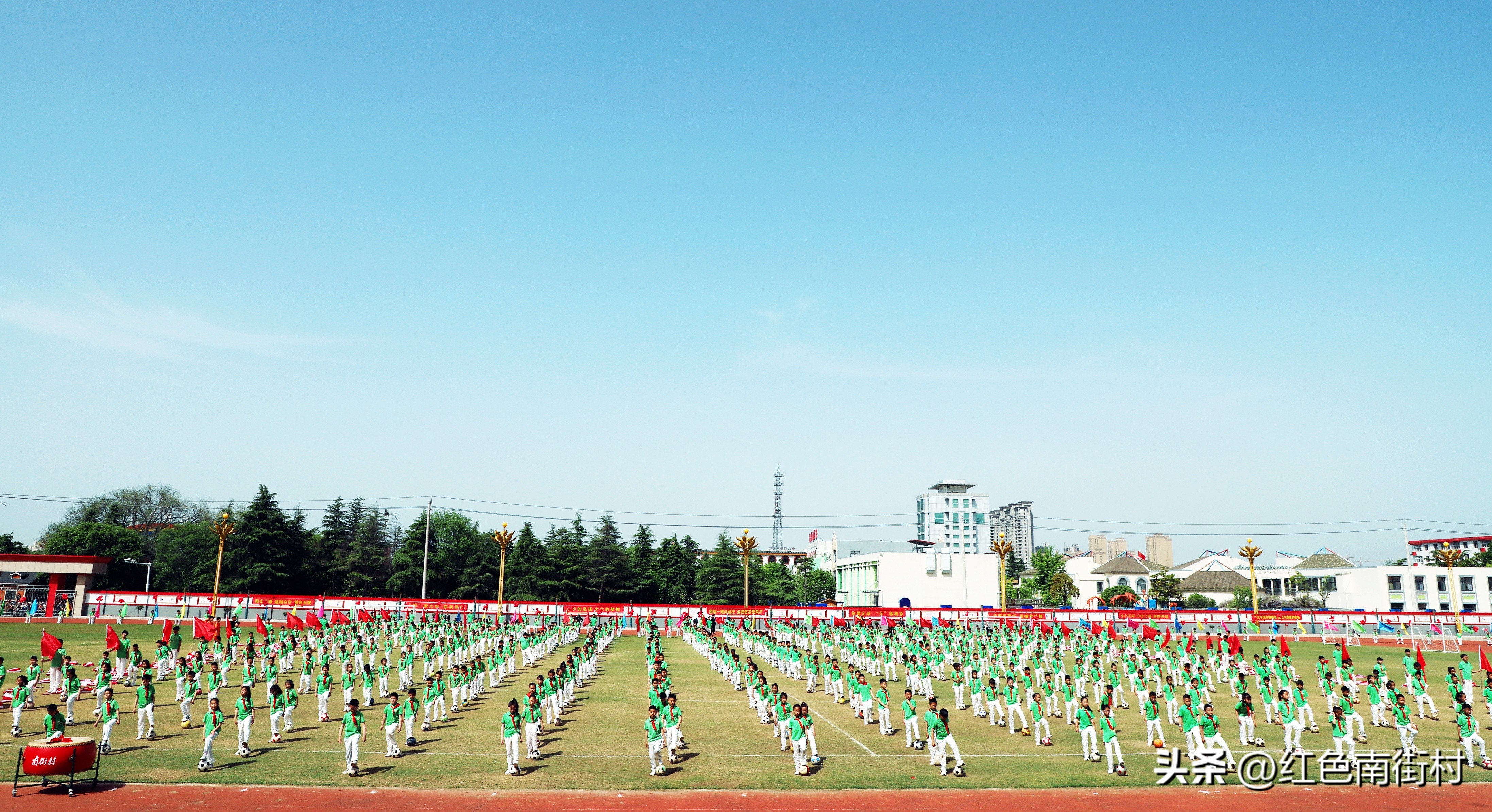 第5届县长杯小学足球比赛,黄冈小学市长杯足球比赛