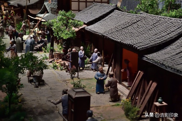 客户要求供应商安排嫖娼看商业贿赂，有企业甚至同意收供应商礼物