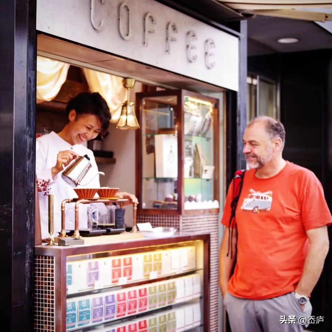 5000平米的咖啡馆,两百平方的咖啡馆
