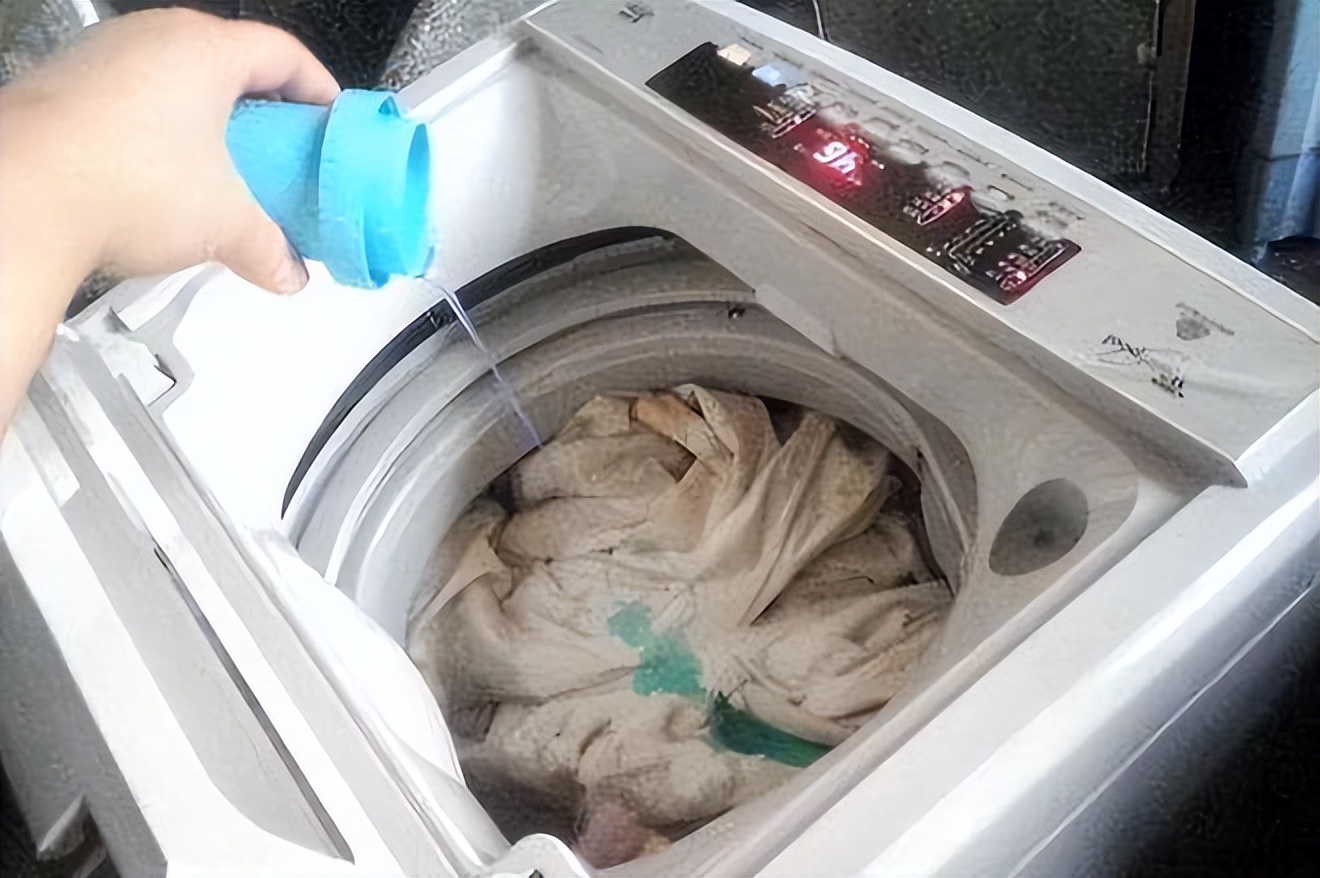 洗衣机的快洗可以不放衣服吗,洗衣机的快洗能洗干净衣服吗