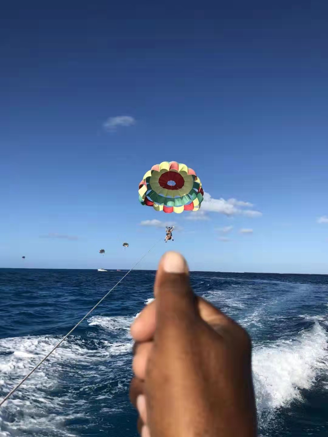 三年三个国，不去观世界，何谈世界观