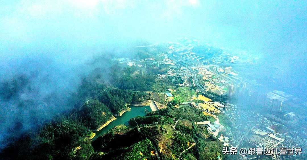 昆明徒步藏在郊区的童话山,徒步昆明金殿后山