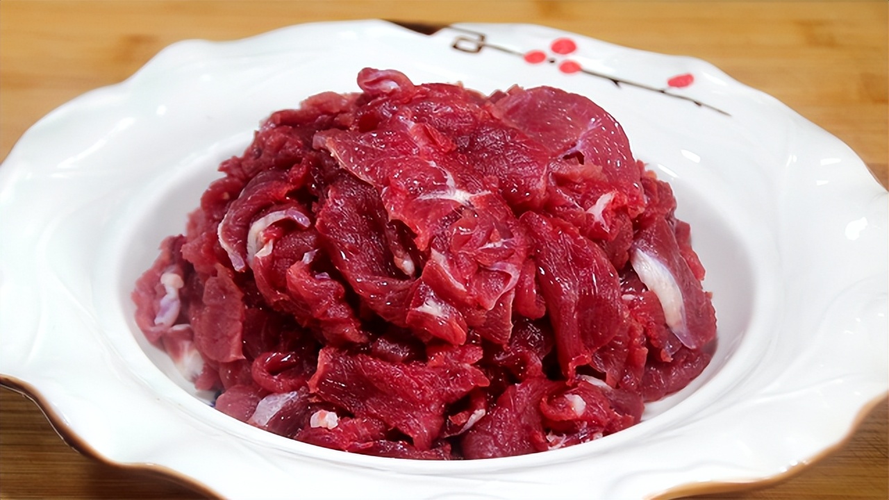 牛肉怎么腌制才嫩？12年经验分享，不干不柴不塞牙，和豆腐一样嫩
