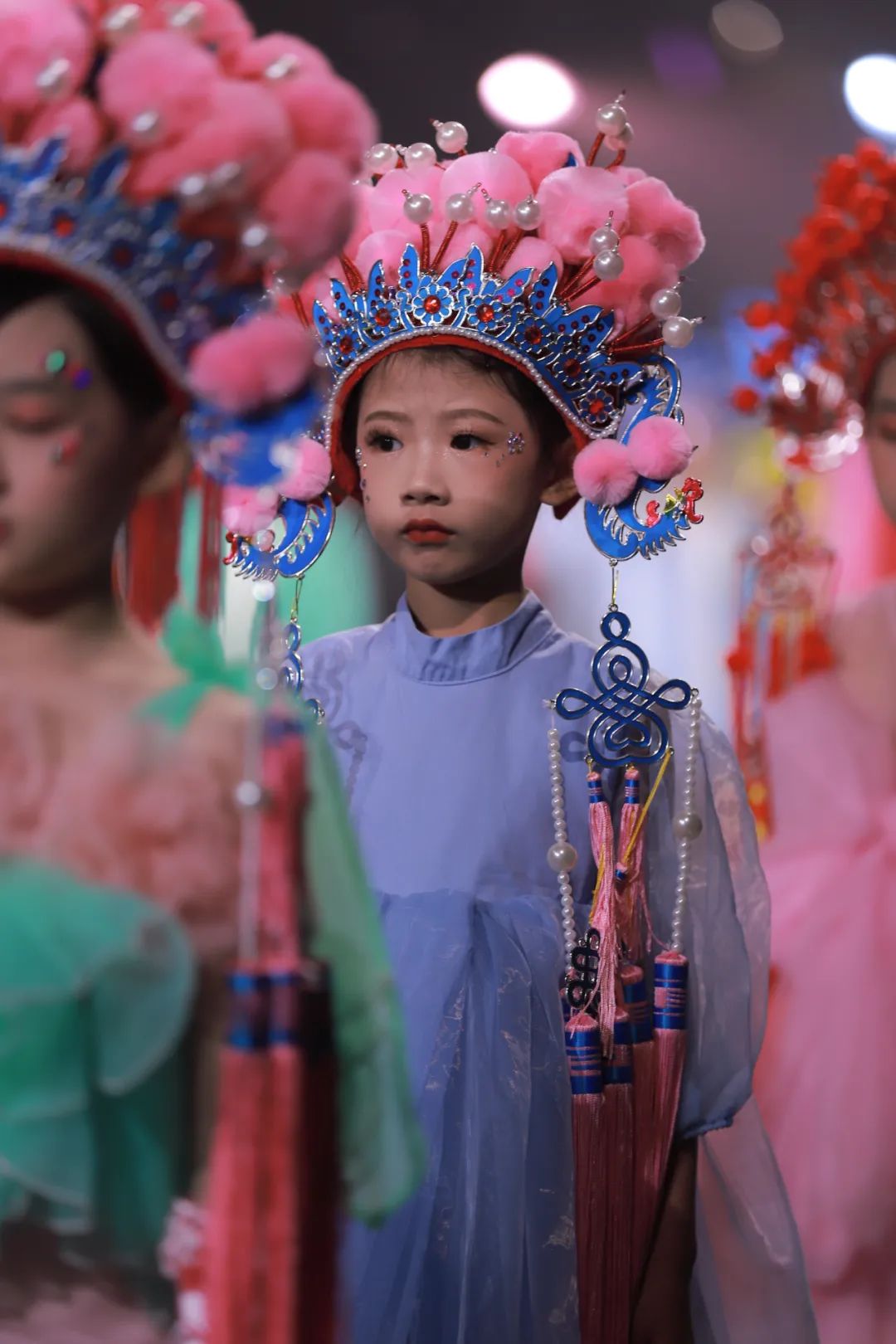 2021年国际模特时装秀,时装周2019少儿模特大赛