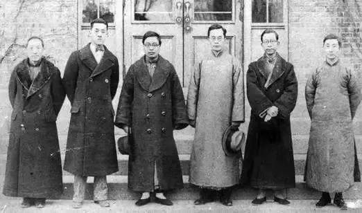 一辈子只会教书的清华男神,凭什么被*镕基朱**誉为“一代宗师”