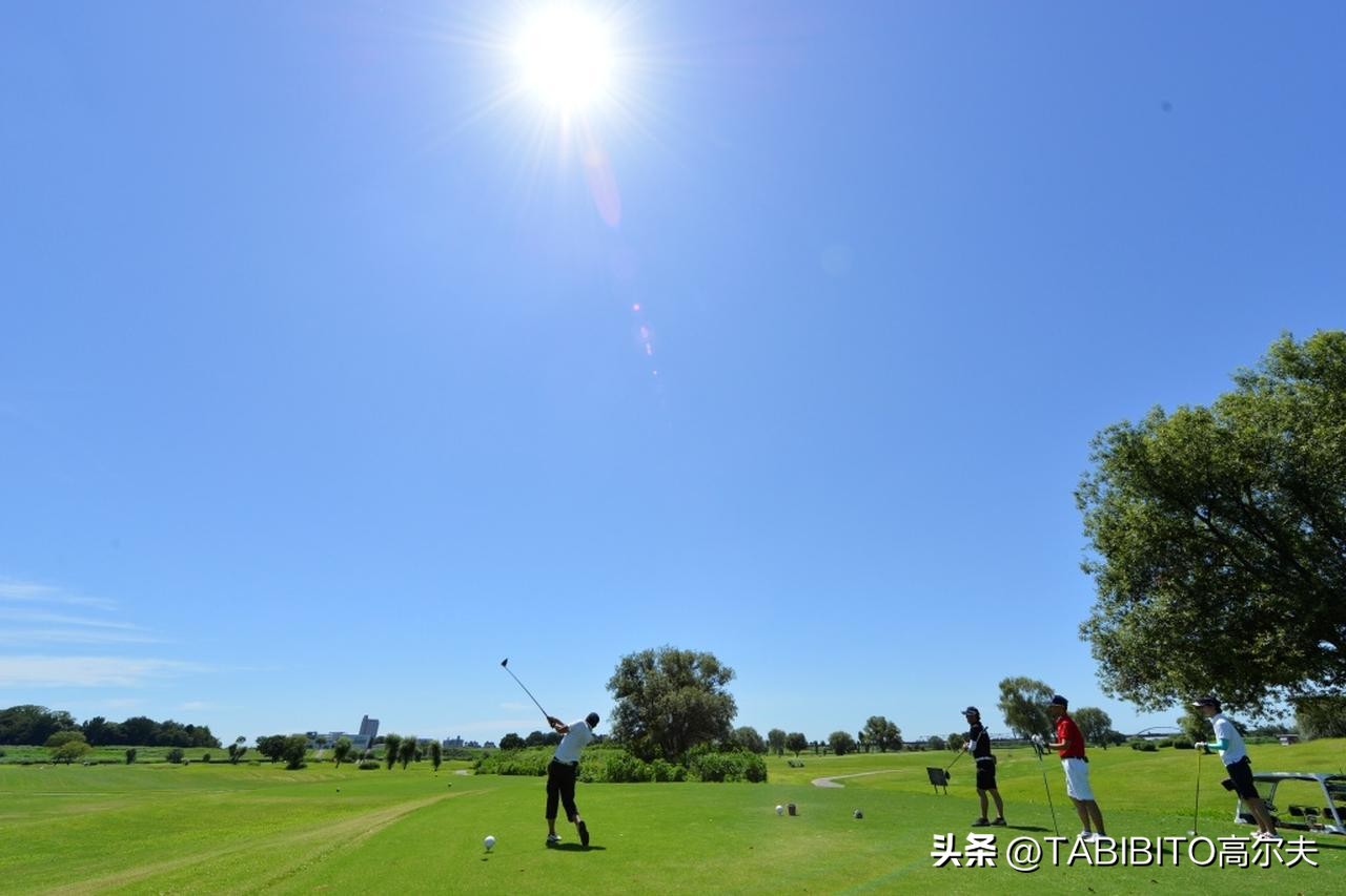 夏天打球防暑小技巧,户外打球怎么谨防中暑