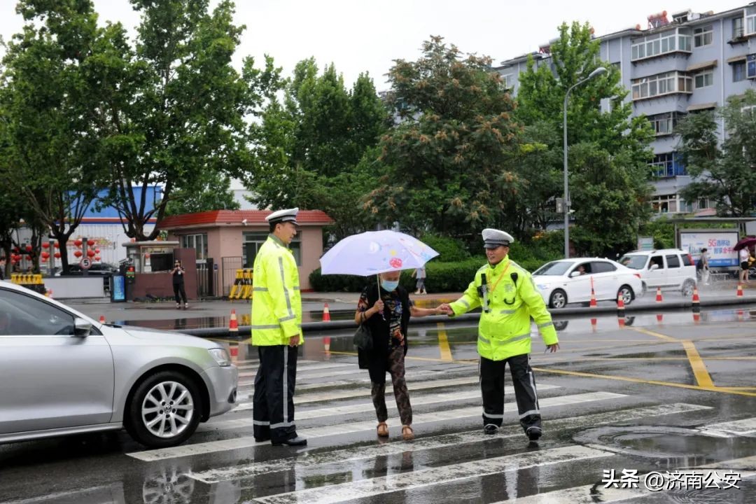 王军:守护着城市的畅通与安宁