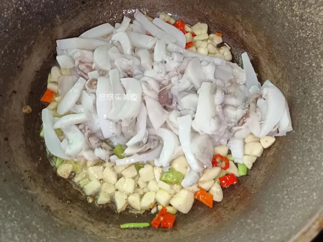 市场上买的墨鱼怎么炒,新鲜的墨鱼仔多少钱一斤