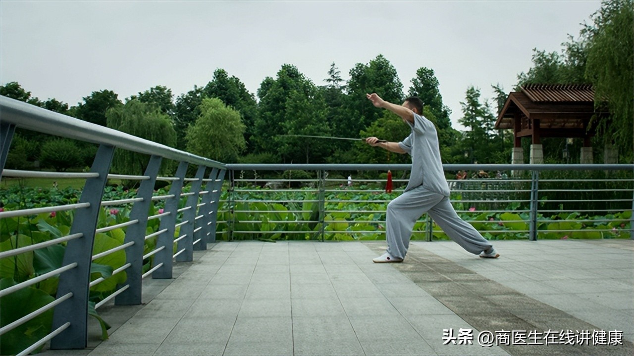 二型糖尿病可以不吃药控制血糖么,二型糖尿病不吃药控制血糖能降吗